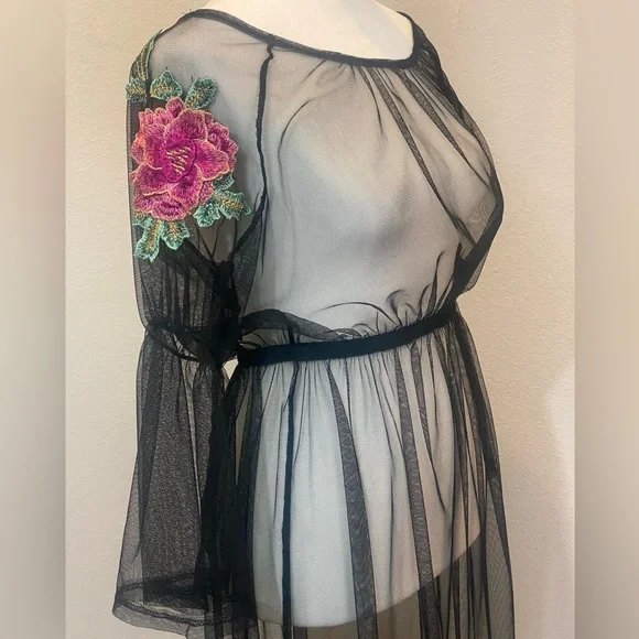 NWOT Potter’s Pot Black Sheer Mesh Dress with Flower Appliqués Size Small - Picture 8 of 13
